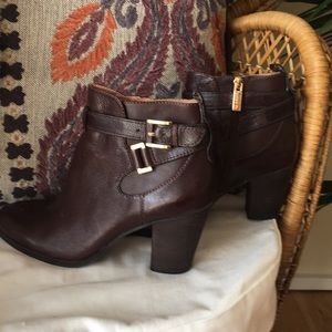 Louise et Cie booties